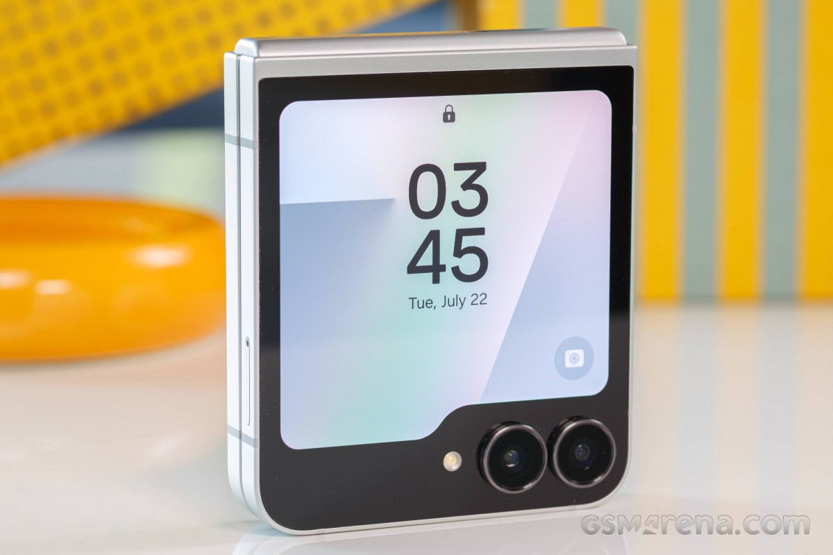 Samsung Galaxy Z Flip7 FE review
