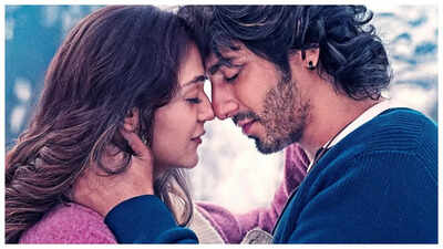 Saiyaara Box Office Collection Day 23: Ahaan Panday and Aneet Padda starrer sees good growth on fourth weekend; global collections hit Rs 517.5 crore |