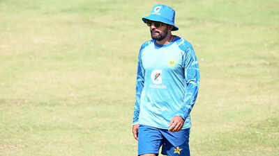 ‘Usko kya nazar aayega?’: Javed Miandad on Babar Azam’s Asia Cup snub | Cricket News