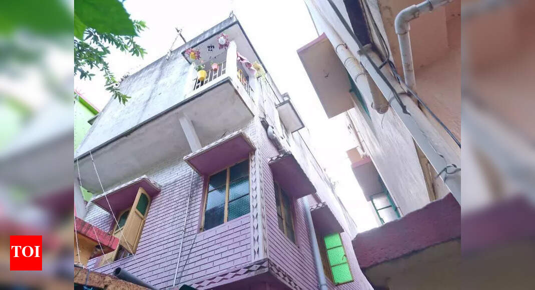 Woman wanted for Baguiati murder under lens for first hubby’s death | Kolkata News