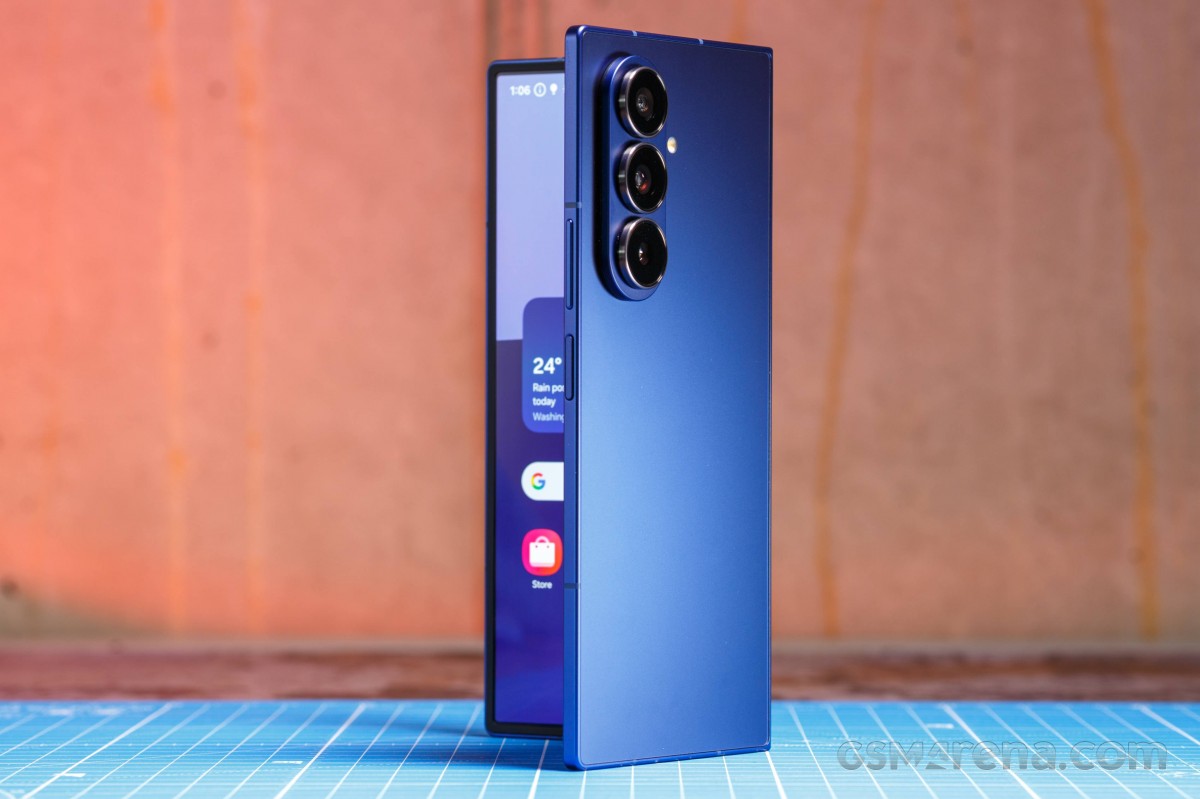 Samsung Galaxy Z Fold7 breaks pre-order record