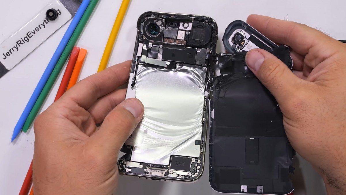 iPhone Air teardown showcases more of its intricate internal design