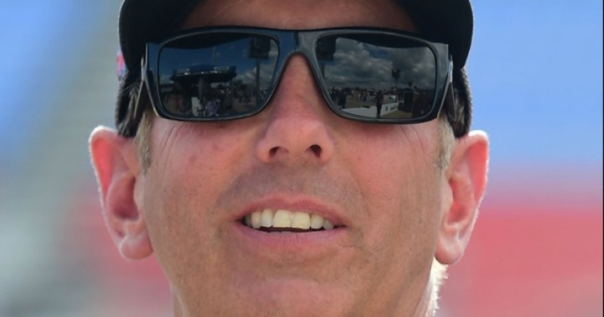 Former NASCAR driver Greg Biffle dies in plane crash