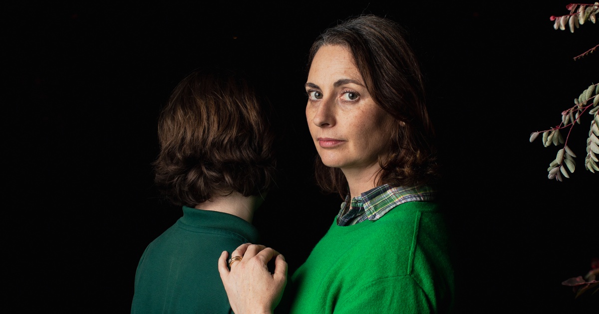 LA Parents say school-issued iPads and Chromebooks cause chaos