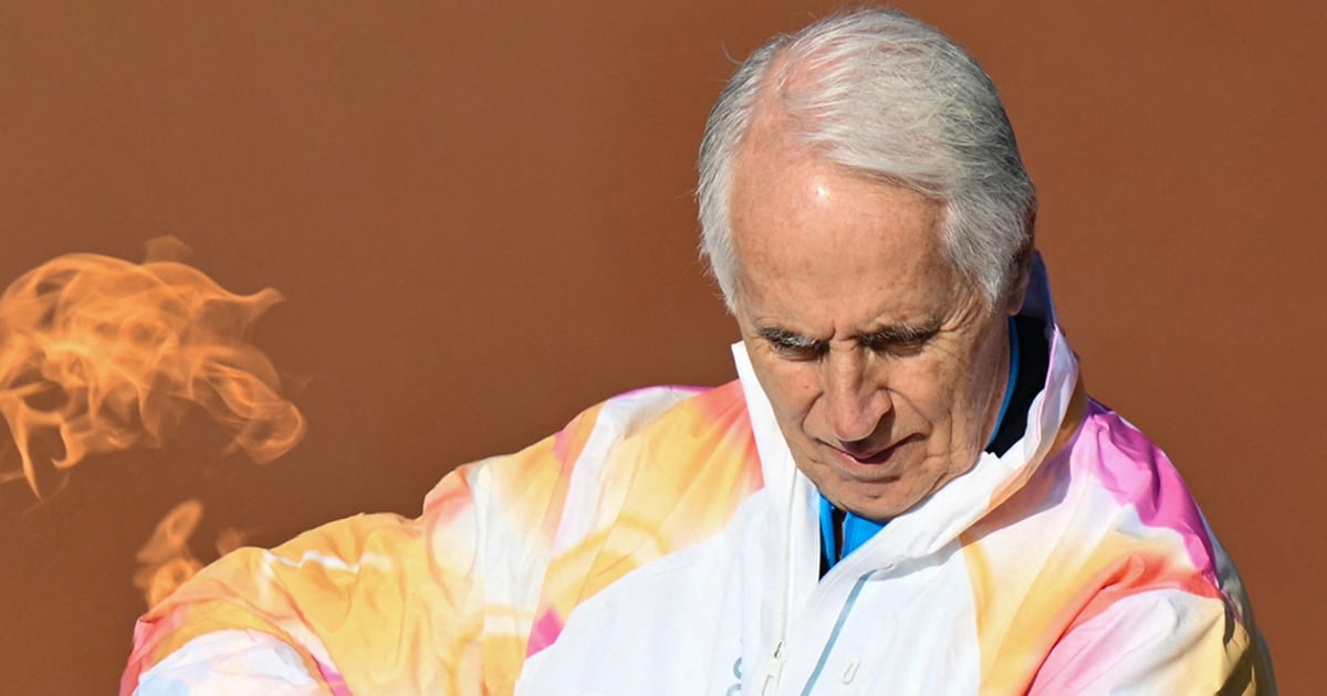 Olympic torch relay leaves Rome ahead of Winter Games