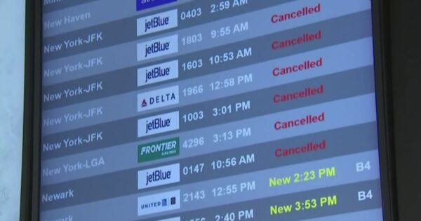 Travel disruptions ease after chaos caused by Venezuela raid