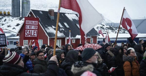 EU to Hold Emergency Meeting Over Trump’s Greenland Tariffs