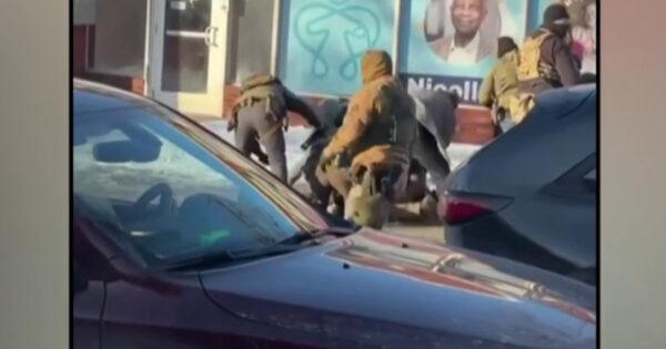 Federal agents under scrutiny after Minneapolis shooting