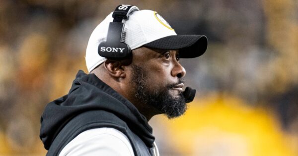 Mike Tomlin stepping down as Pittsburgh Steelers head coach