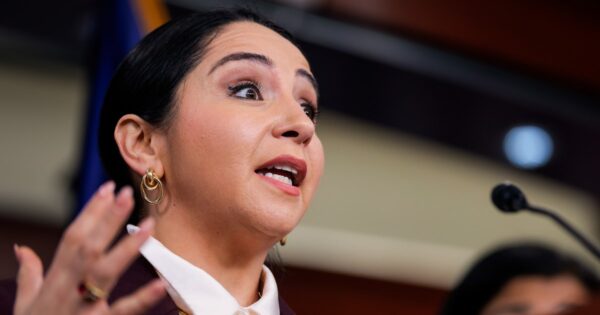 Democratic lawmaker to introduce bill to cripple DHS’ ability to detain immigrants