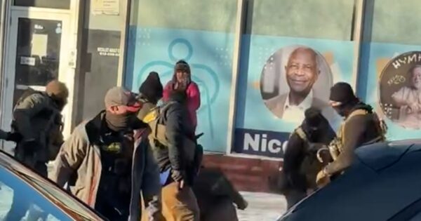 Video appears to show shooting involving federal agents
