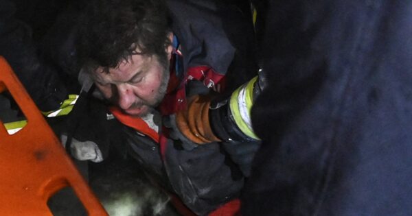 Ukrainians rescued from rubble after Russian strike