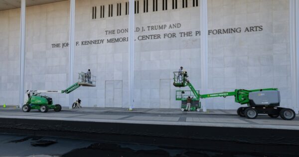 Trump Says Kennedy Center Will Close for 2-Year Renovation