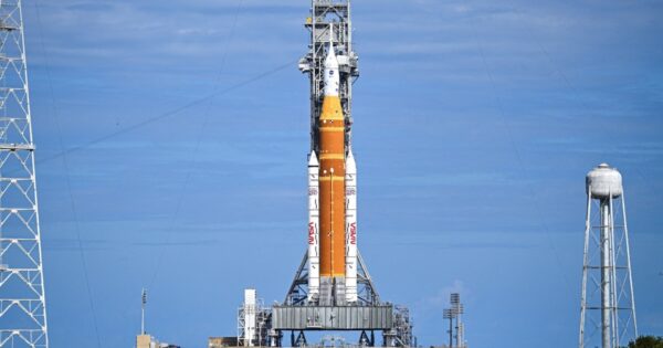 NASA Artemis II Mission Delayed After Hydrogen Leaks During Test