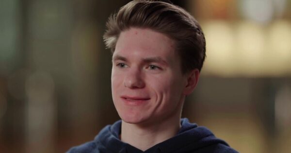 Figure Skater Maxim Naumov to Debut 1 Year After Parents’ Death