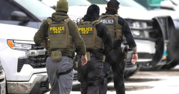 DHS Shutdown Looms as Congress Fails to Agree to ICE Reform