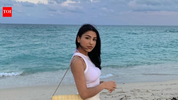 Elmina Ellie Aghayeva: Who is Elmina ‘Ellie’ Aghayeva? Columbia University student detained by ICE and freed hours later