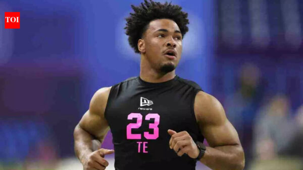 NFL Combine 2026: Kenyon Sadiq headlines the tight end group, breaks Vernon Davis’ 40-yard dash mark | NFL News