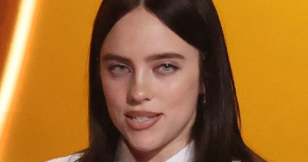 Billie Eilish urges continued ICE protest