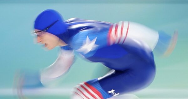 Jordan Stolz makes Olympic speedskating history