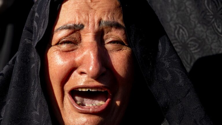 Thousands of Iranians turn out to mourn Ayatollah Ali Khamenei in Tehran