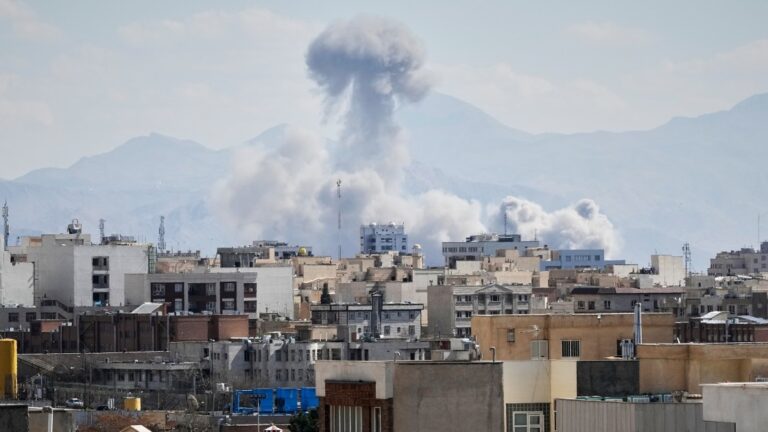 Republicans praise U.S. strikes on Iran as Democrats question the administration’s strategy