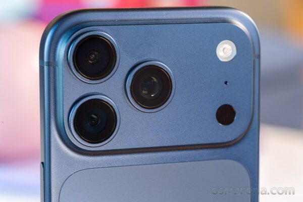 iPhone 18 Pro’s variable aperture cameras enter production phase