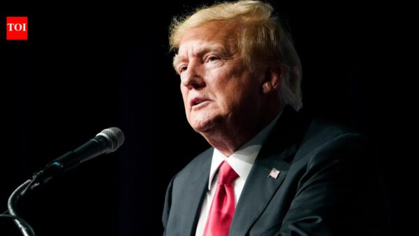 Trump: May go to Pakistan if deal with Iran clinched