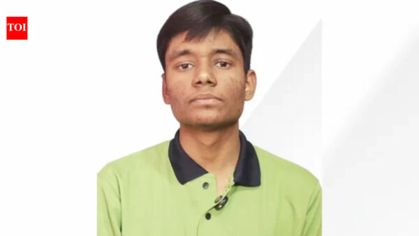 Shubham secures 100 percentile again in JEE Main Session-2 | Patna News