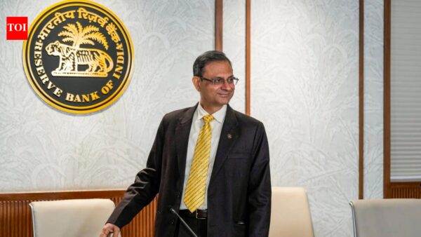 Can’t trade macro sovereignty for capital easing: Malhotra