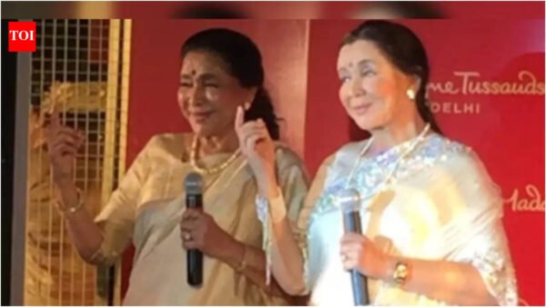 When Asha Bhosle wished her wax statue to be placed beside Elvis Presley and Michael Jackson- throwback | Hindi Movie News