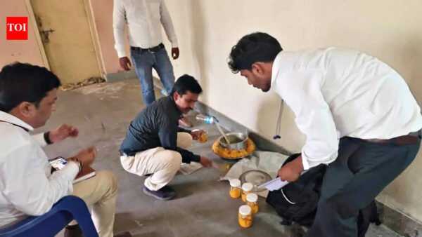 Giridih food poisoning: 49 fall ill, vendor detained | Ranchi News