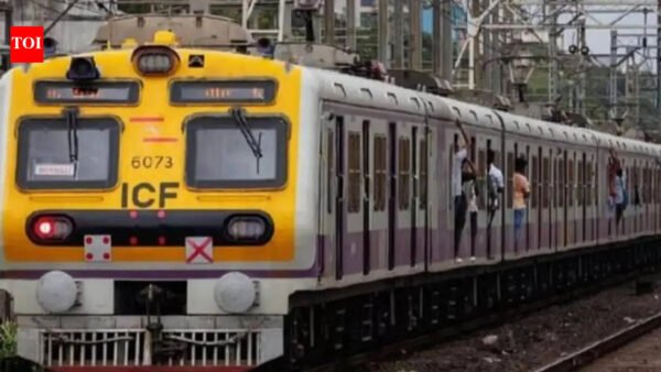 Man dies after being struck by local train at Mumbai’s station | Mumbai News