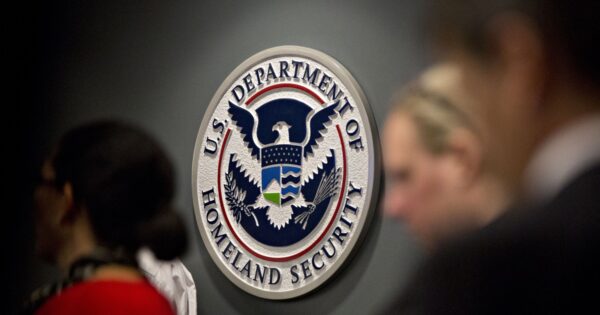 Trump says he’ll sign order to pay all DHS workers as shutdown drags on
