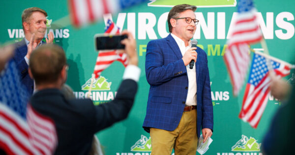 Republicans rush to close the gap in the final stretch of Virginia’s redistricting election