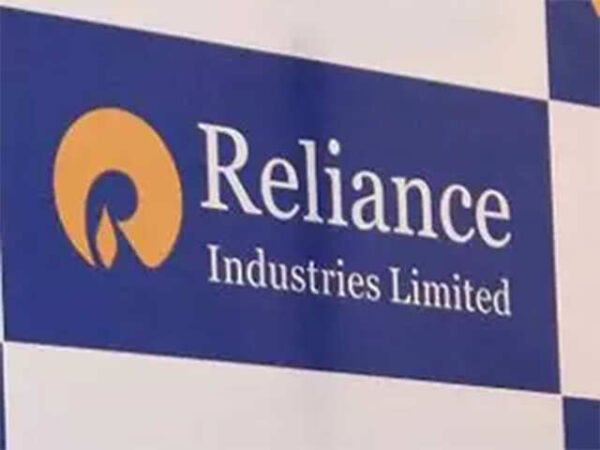 Stocks to buy in 2026 for long term: RIL, Axis Bank among 5 stocks that could give 10-30% return