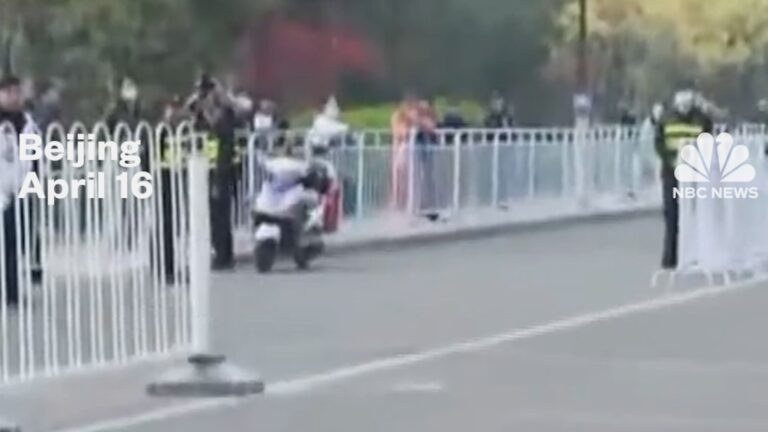 Robot faceplants during humanoid marathon prep