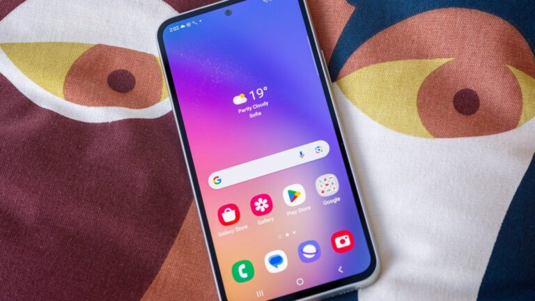 Samsung Galaxy A54 starts receiving May 2026 security patches before its flagship siblings