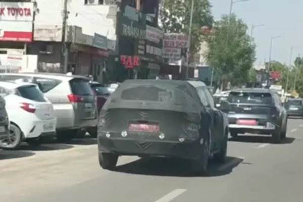 New-Gen Hyundai Creta Hybrid & Kia Seltos Hybrid Testing Together