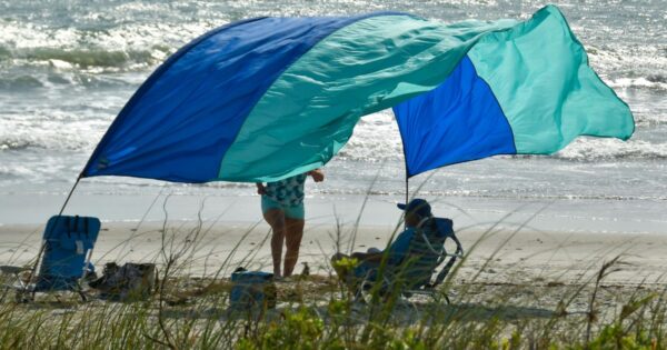 2 killed in Florida amid strong winds and ‘extremely rough’ ocean conditions