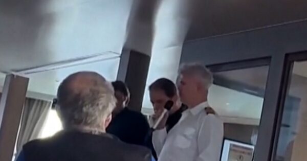 Cruise captain announces death of passenger