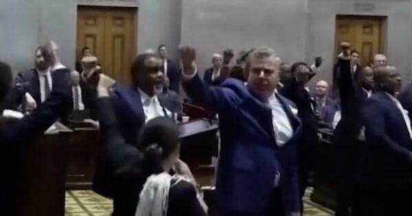 Tennessee lawmakers approve map erasing Black district