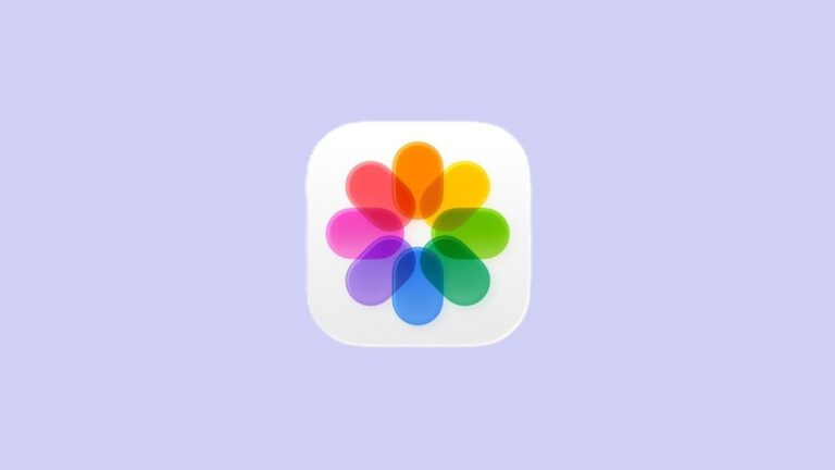 Apple Photos will let you play photos and videos as a slideshow