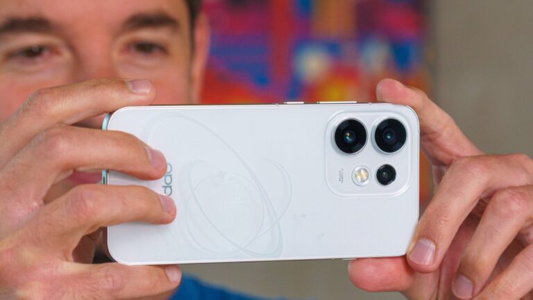 Oppo Reno16 in for review