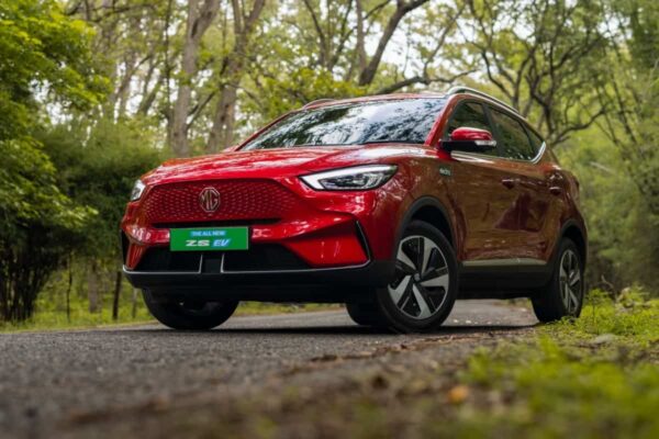 MG Motor Sets Record with 1,000 EV Chargers Across India