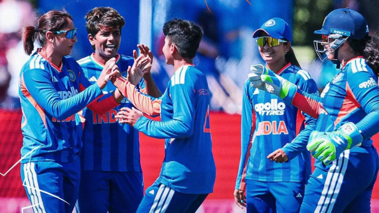 India Women 0/0 in 0.0 Overs | India Women vs England Women Live Score, 3rd T20I