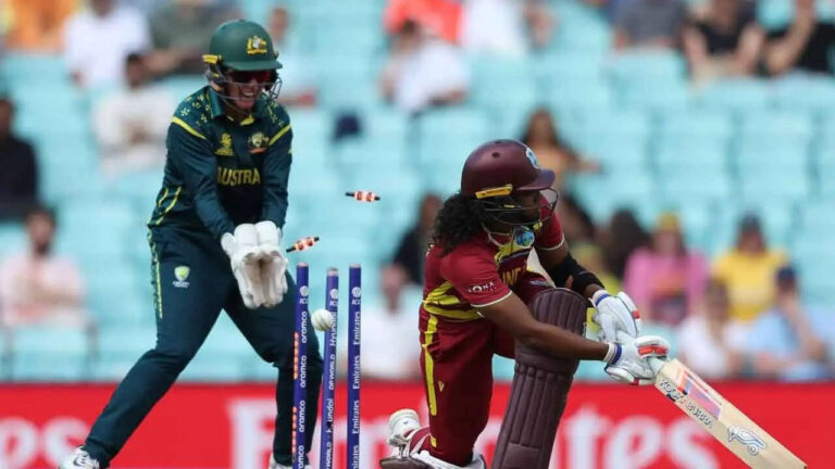 Australia Women 71/2 in 7.4 Overs