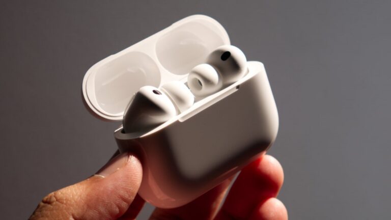 Apple has reportedly suspended the development of the AirPods Ultra