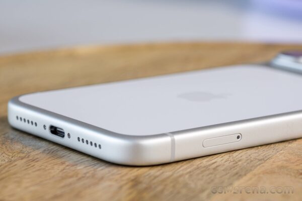 iPhone 18 Pro Max’s weight and thickness leak and it’s chunky
