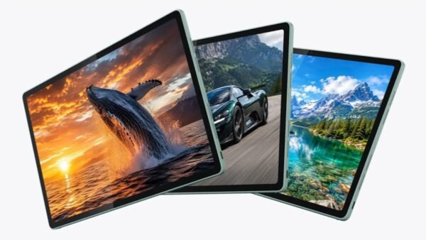 Motorola Moto Pad 70 Groove arrives with a 12.1″ display, a 9-unit JBL Pro Speaker System, and a 10,200 mAh battery